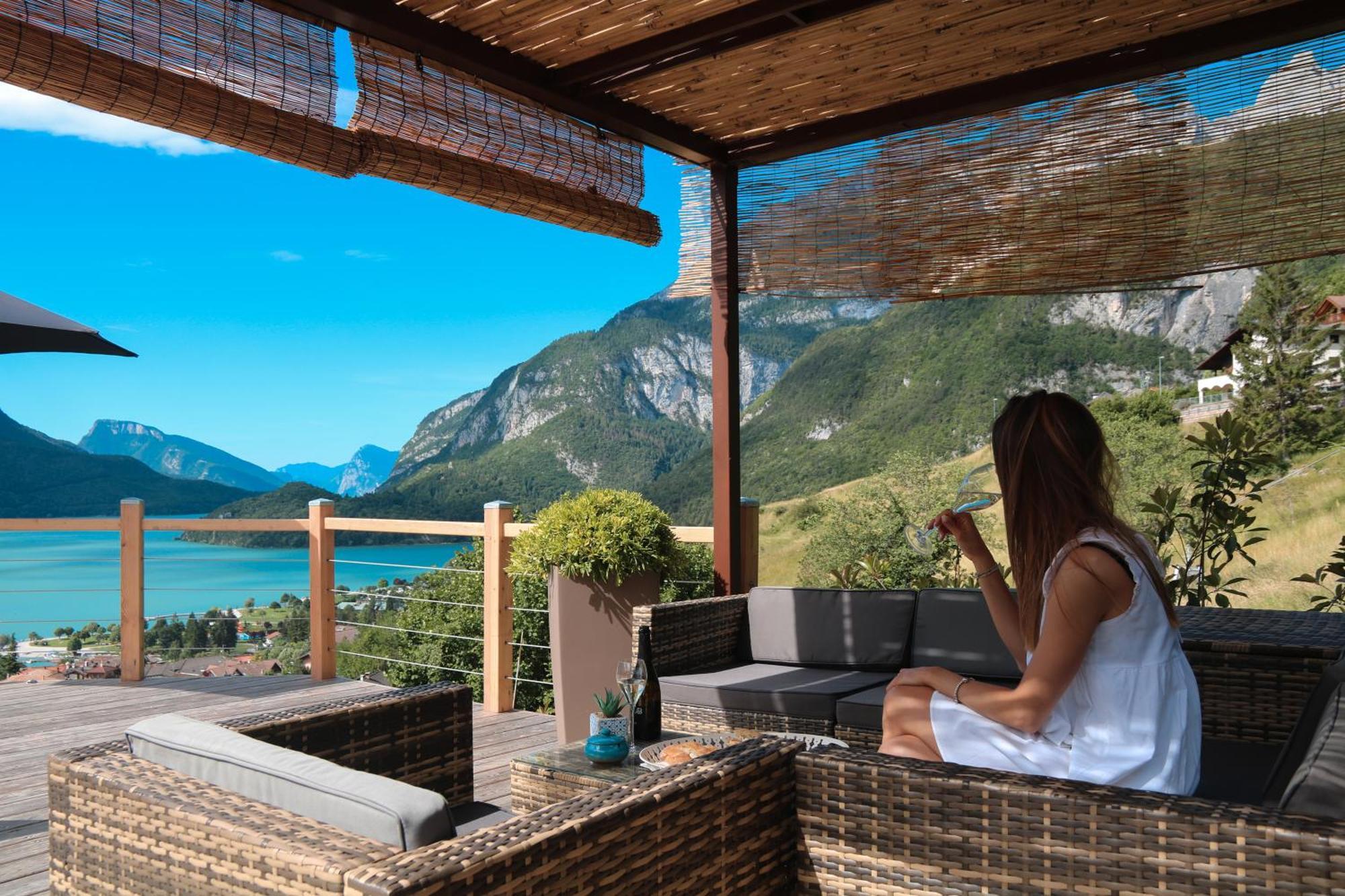 Villa La Dama Del Lago Molveno Ngoại thất bức ảnh