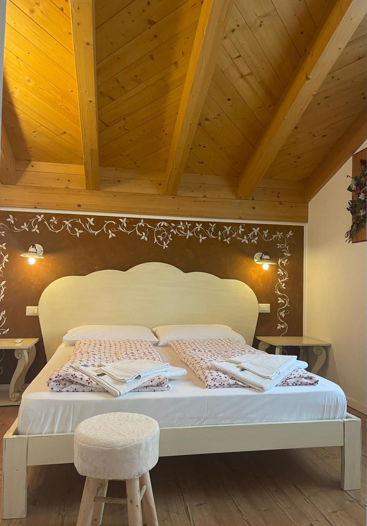 Villa La Dama Del Lago Molveno Ngoại thất bức ảnh