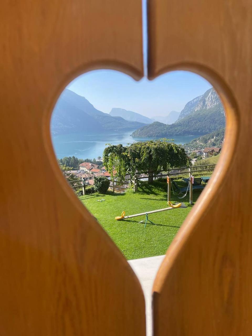 Villa La Dama Del Lago Molveno Ngoại thất bức ảnh